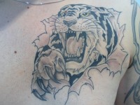 /album/tattoo/a2013-06150290-jpg/